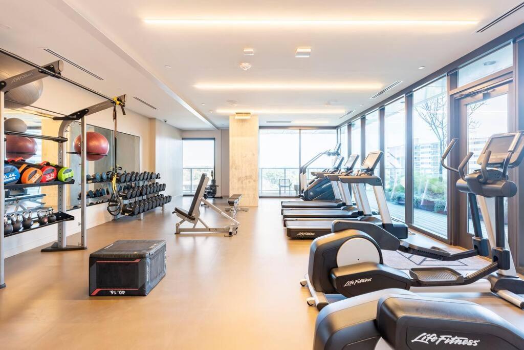 Central Modern Condo W/ Amazing Luxury Amenities Όστιν Εξωτερικό φωτογραφία